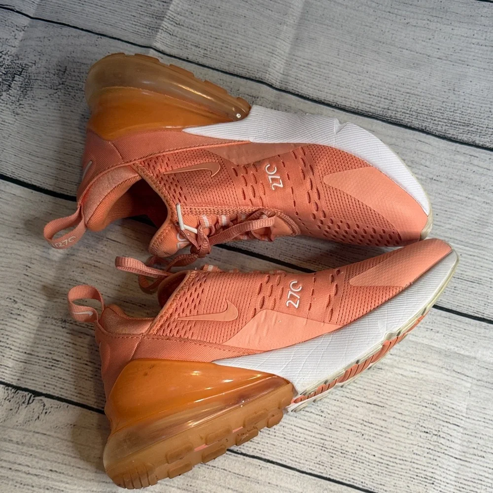 Nike Women’s Air Max 270 in Coral/Peach